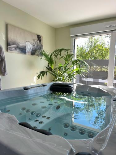 La Valentine Love Room Gites Des 3 Lavoirs — hotel in Bourogne