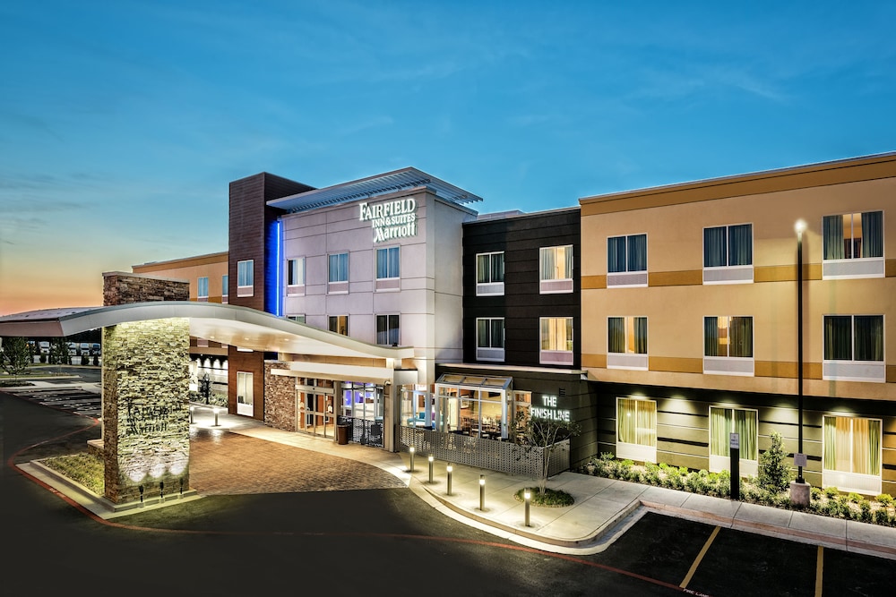 Fairfield Inn & Suites by Marriott Van Canton Area - photo 25
