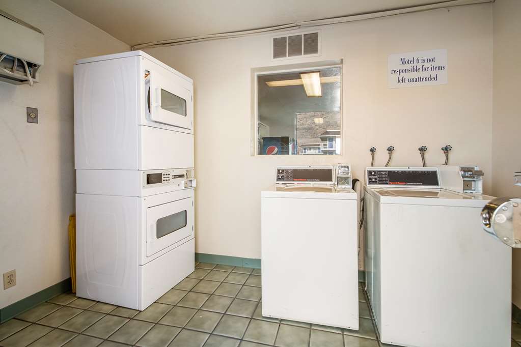 Motel 6 Wendover UT - photo 26