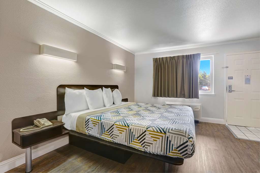 Motel 6 Lodi CA - photo 17