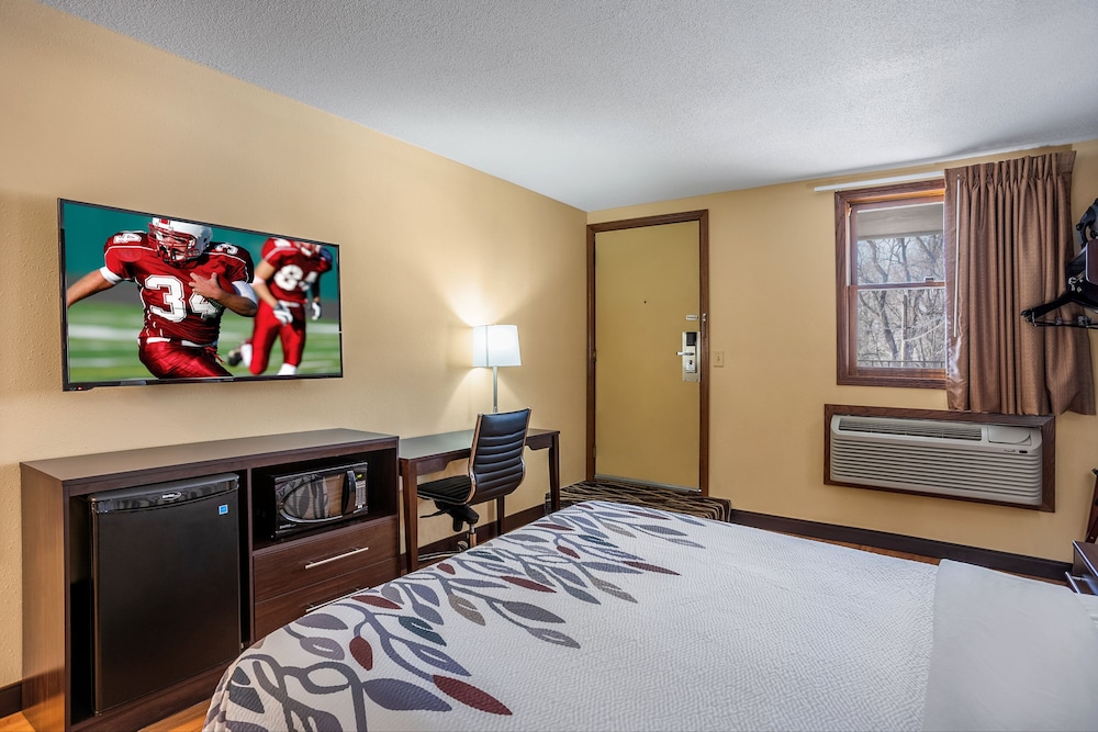 Red Roof Inn Des Moines - photo 6