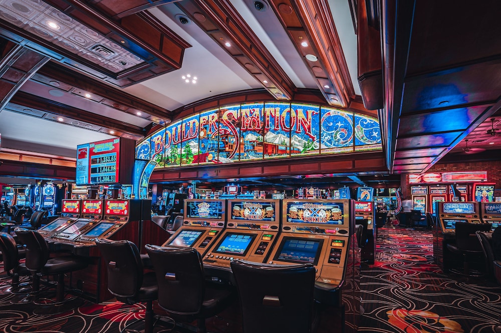 Boulder Station Hotel and Casino - photo 22