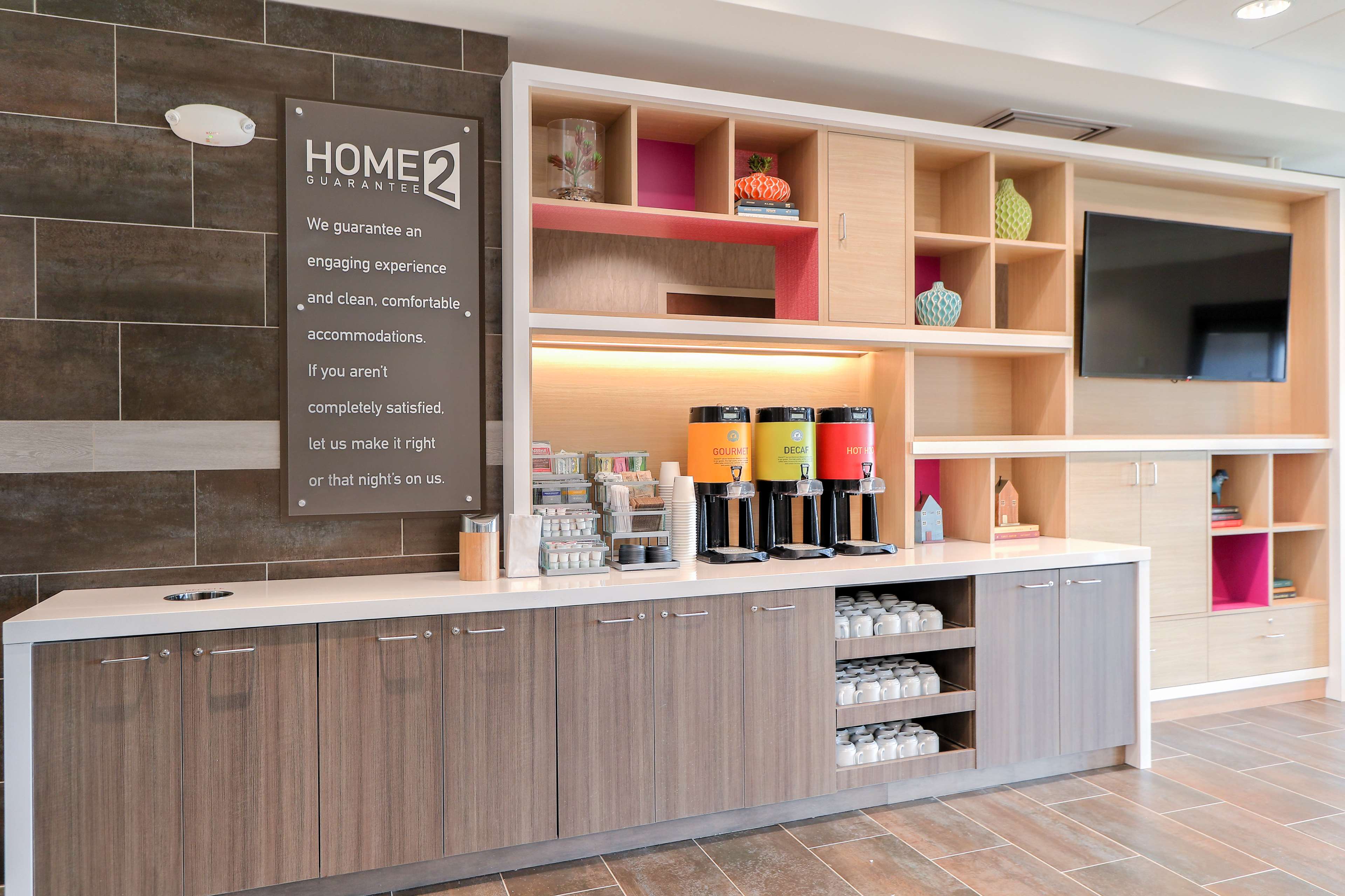 Home2 Suites by Hilton Alcoa Knoxville Airport - photo 19