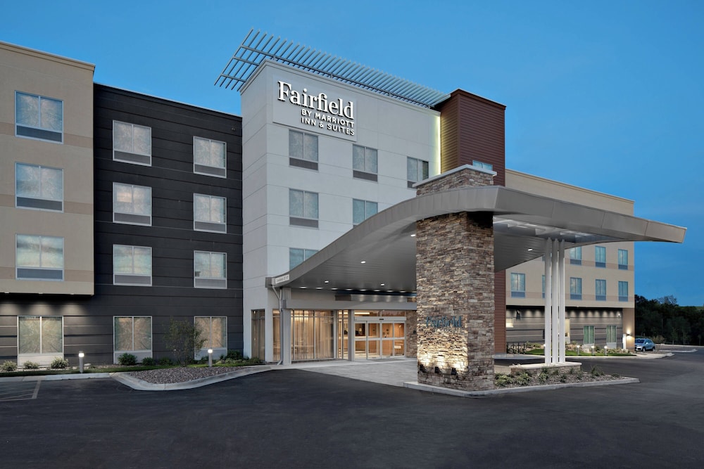Fairfield Inn & Suites by Marriott Lake Geneva - photo 29