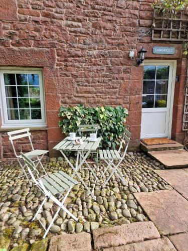Langriggs at Wetheral Cottages — 4-Star Luxury Hotel in Penrith, United Kingdom