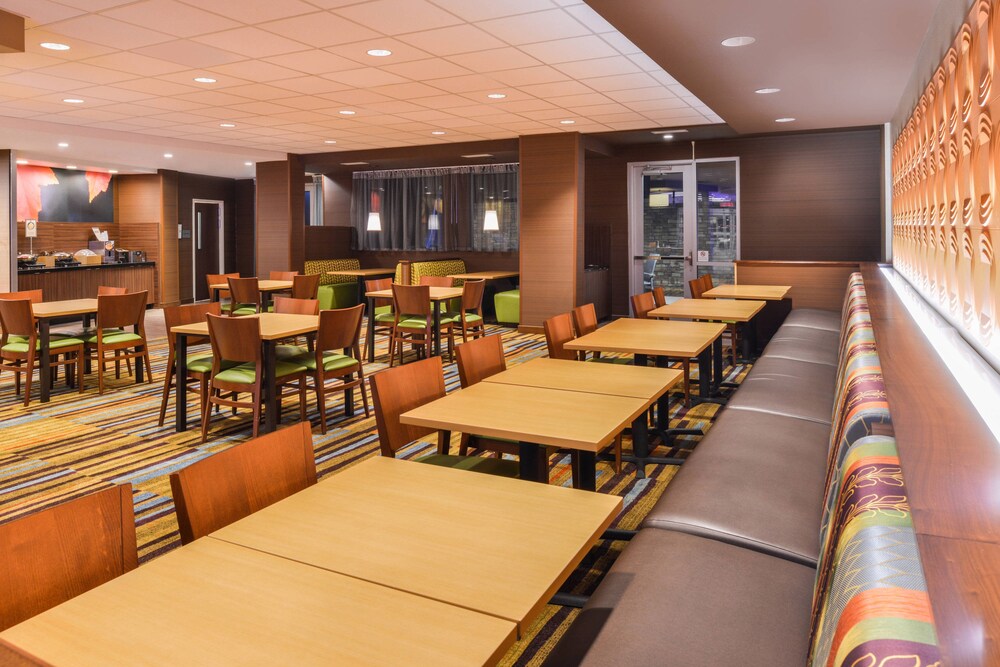 Fairfield Inn & Suites by Marriott Coralville - photo 28