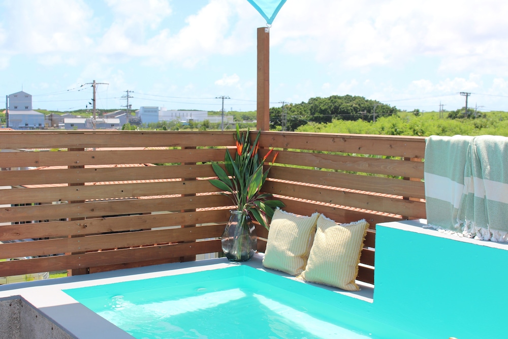 Ocean Palm Villa Ishigaki Ocean Views and Starry Nights — 4-Star Luxury Hotel in Ishigaki, Japan