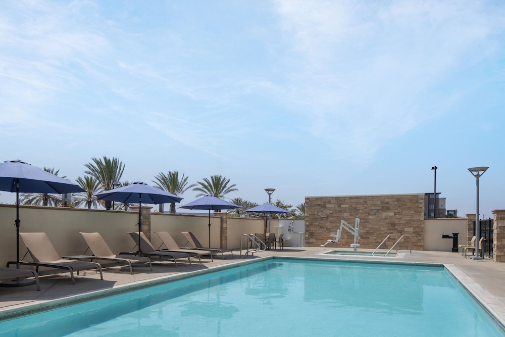 Fairfield Inn & Suites Tustin Orange County - photo 17