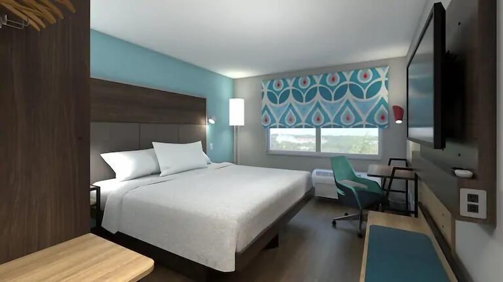 Tru by Hilton Fort Lauderdale Downtown - photo 9