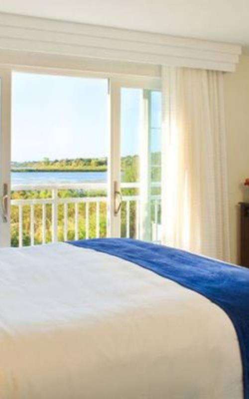 Newport Beach Hotel & Suites - photo 23