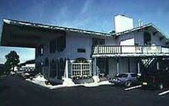 Swiss Chalet Inn - photo 15