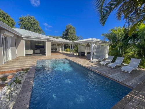 Piscine et proximité plages 8 personnes GPSF116 in Saint-Francois, Guadeloupe