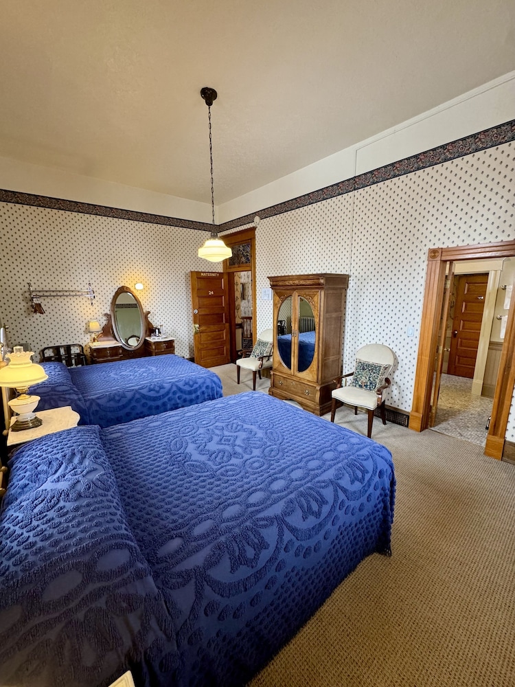 Cripple Creek Hospitality House & Travel Park - photo 20