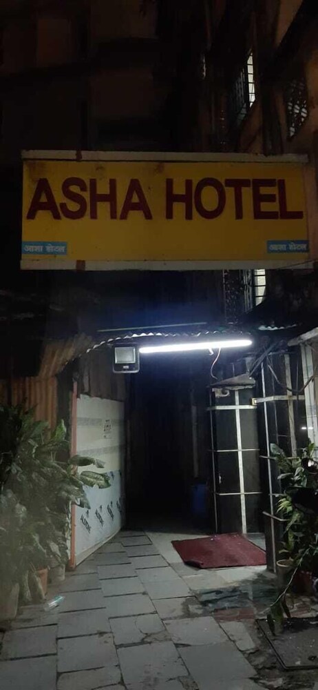 Asha Hotel