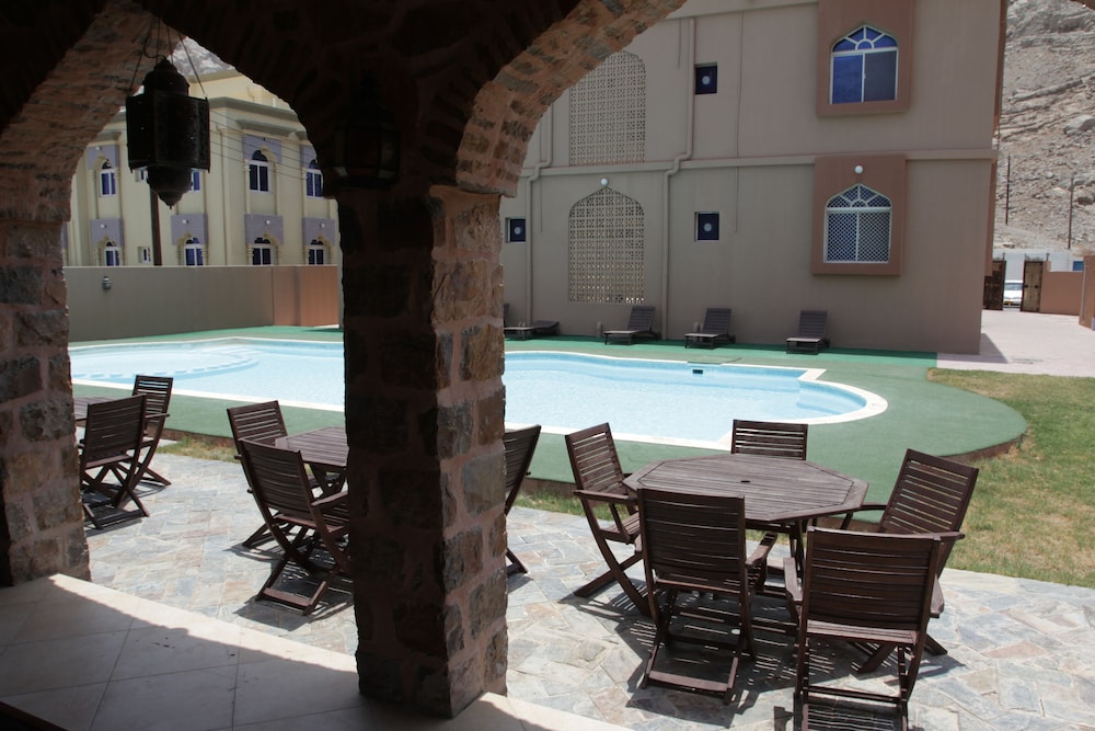 Esra Hotel Apartments — Khasab — photo 2
