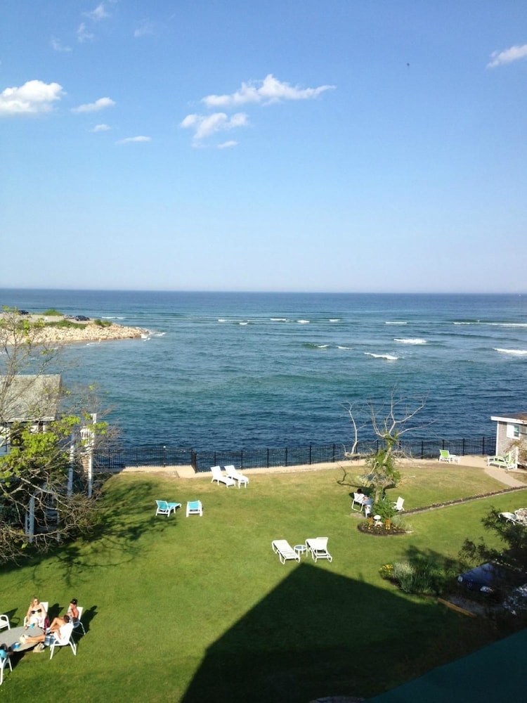 Marginal Way House Hotel - photo 67