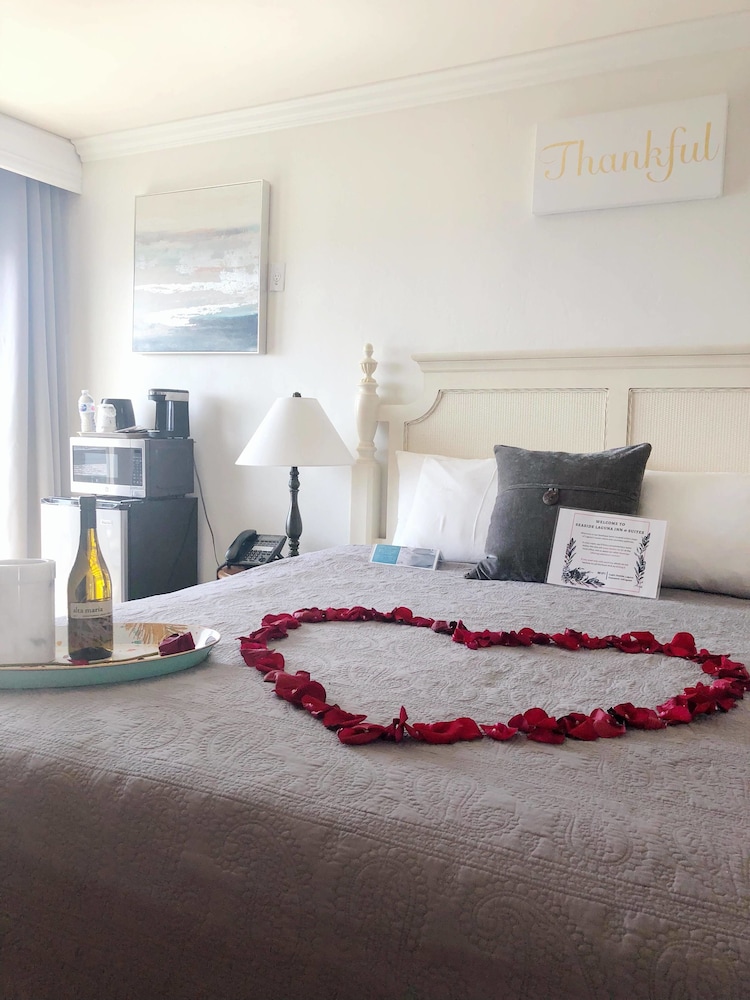 Laguna Cove Hotel - photo 19