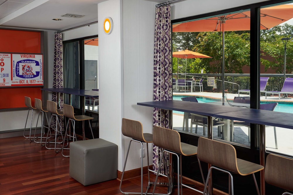 Hampton Inn Clemson University Area - photo 3