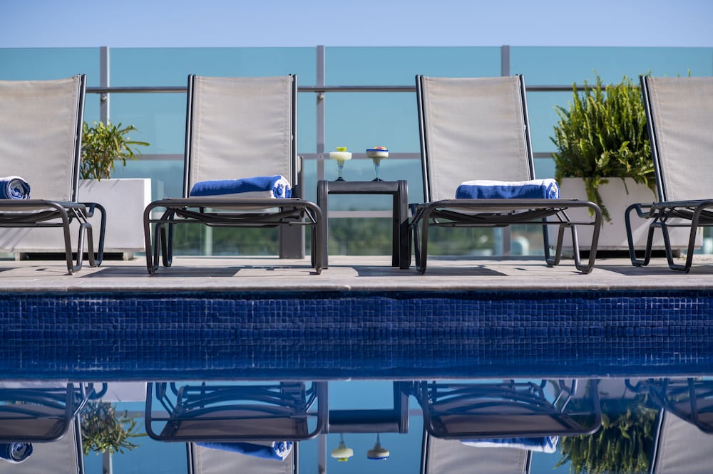 Rooftop pool