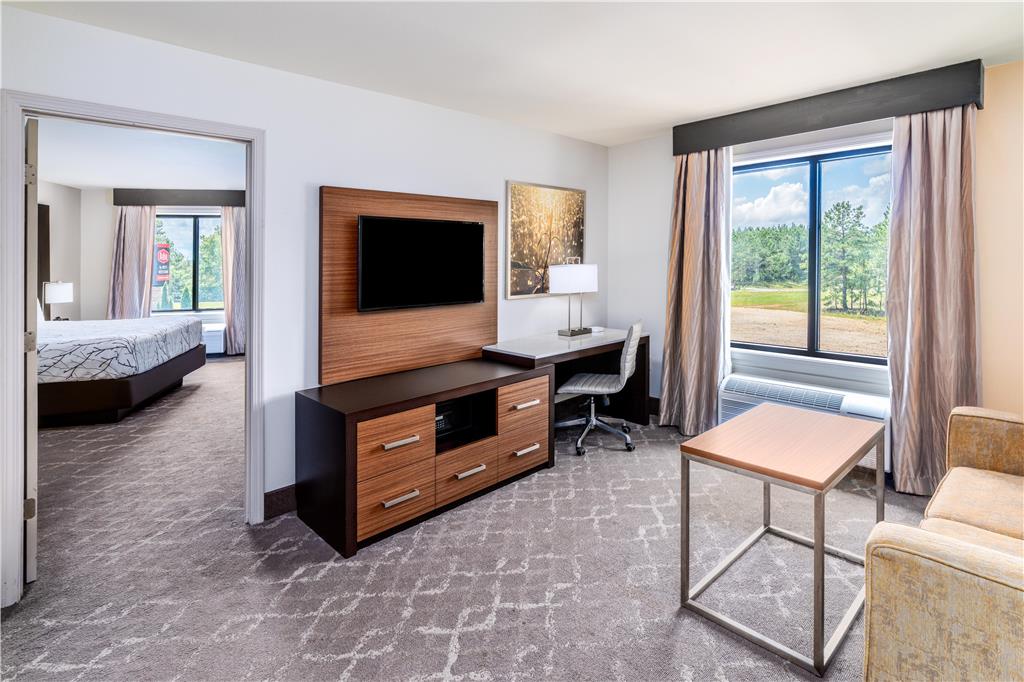 Aiden by Best Western Warm Springs Hotel and Event Center - photo 20
