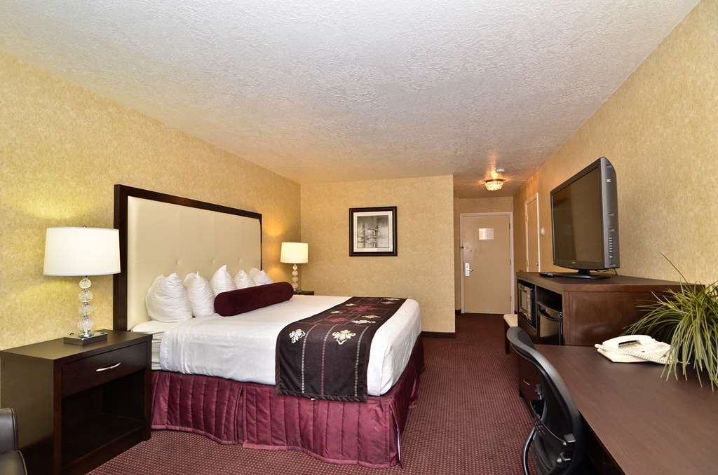 Best Western Coral Hills - photo 34