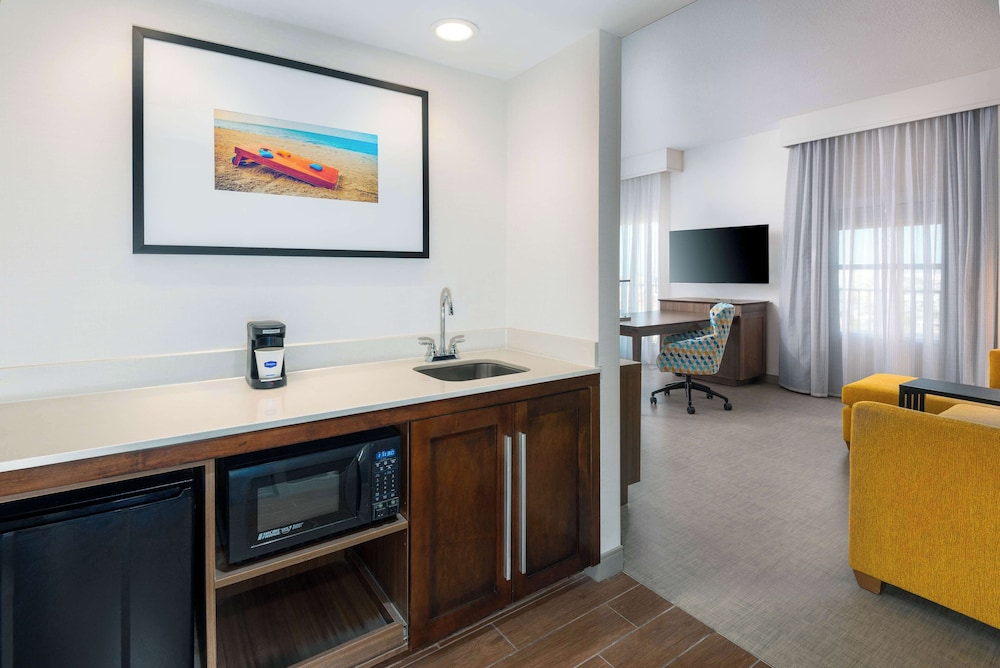 Hampton Inn & Suites Clearwater Beach - photo 16