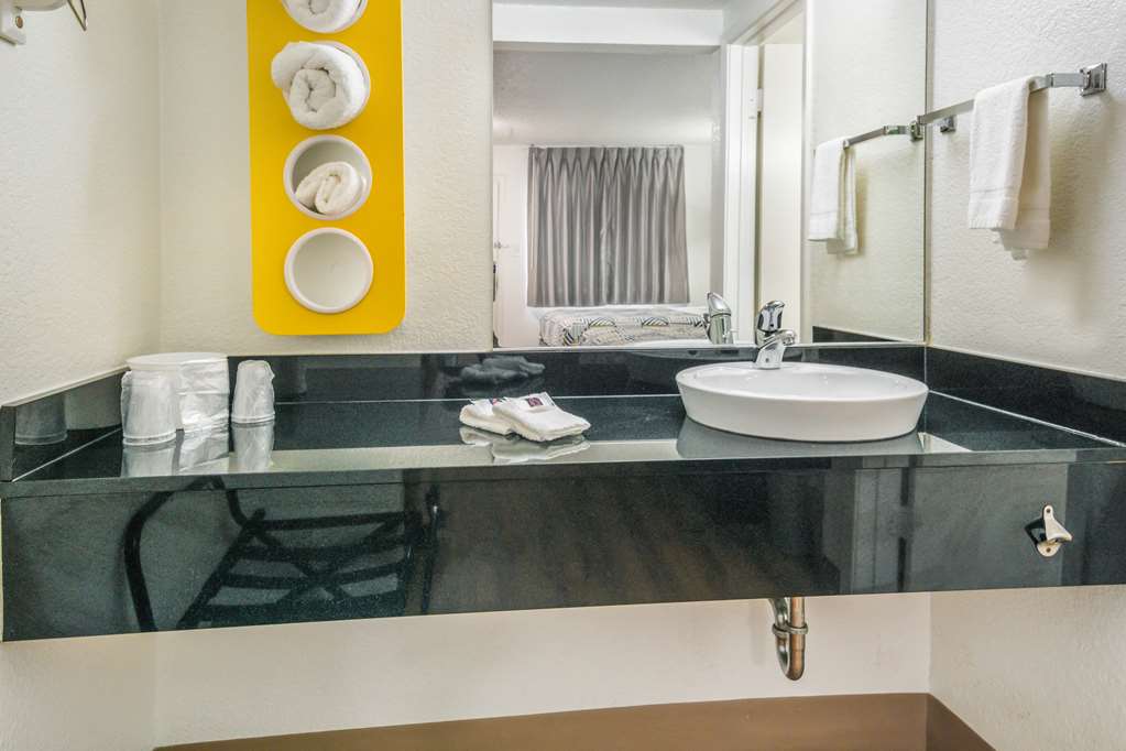 Motel 6 Irving TX Dallas - photo 5