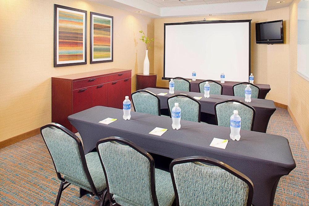 Fairfield Inn & Suites by Marriott San Antonio Seaworld - photo 15