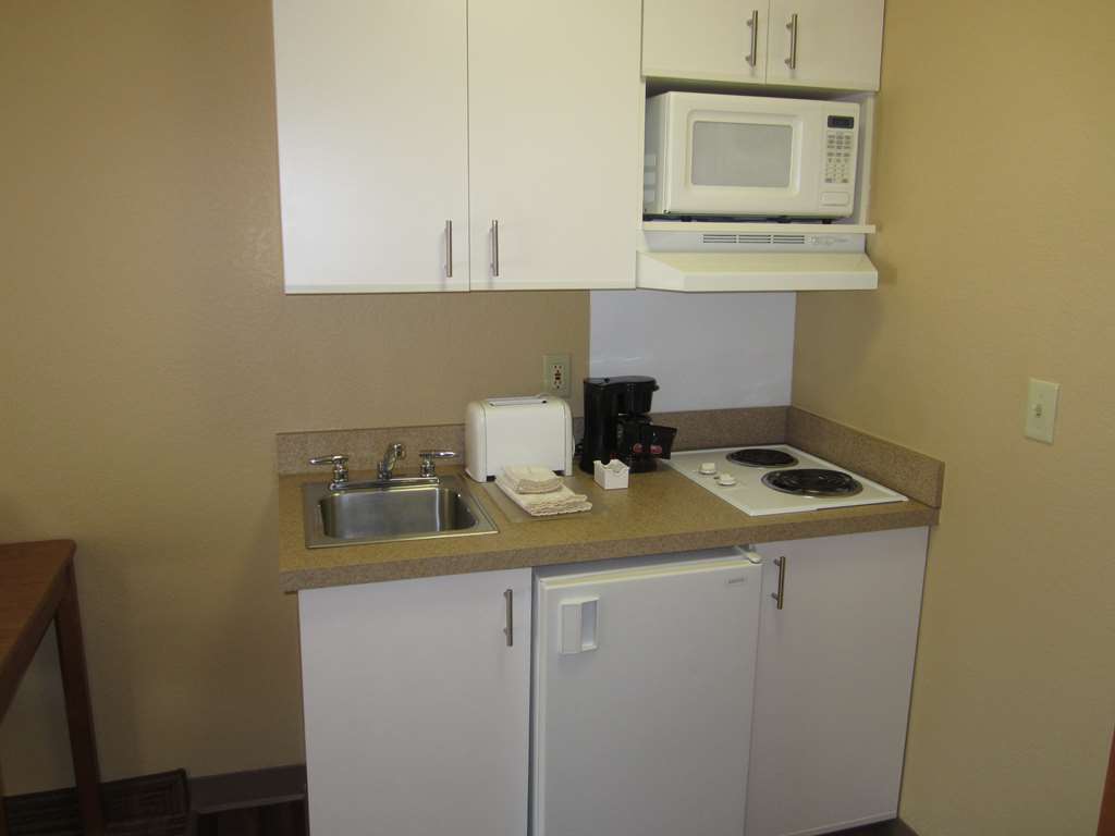 Extended Stay America Los Angeles South - photo 16