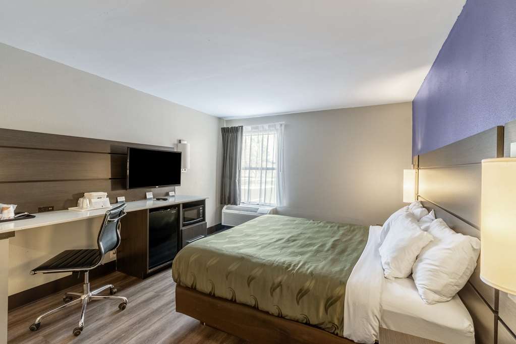 Quality Inn near MCAS Cherry Point - photo 12