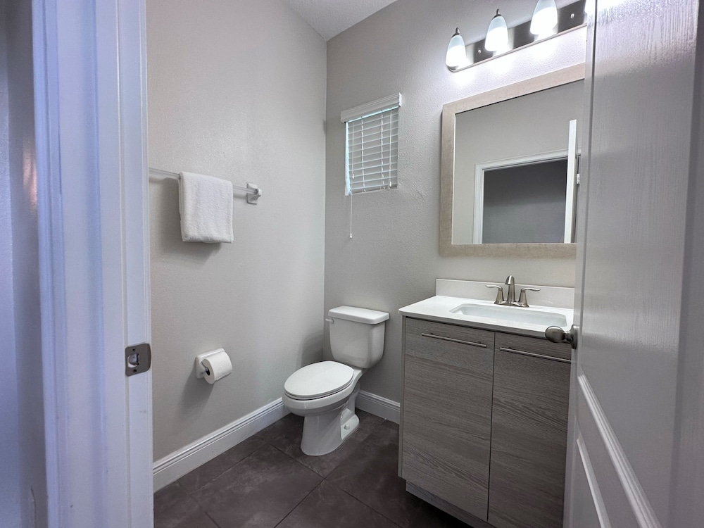Balmoral Resort 195mcv 4 Bedroom Home by RedAwning - photo 20