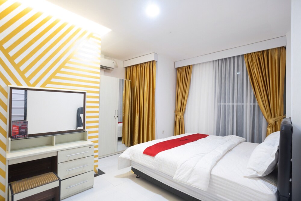 RedDoorz Syariah near IPB Dramaga Bogor — Bogor — photo 2