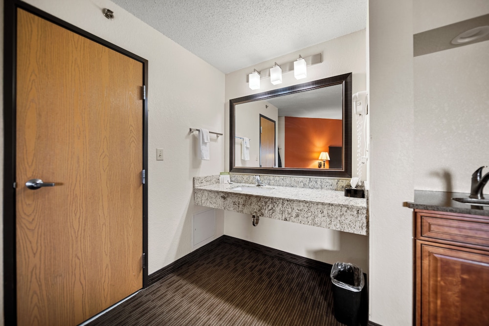 AmericInn by Wyndham Ames - photo 26