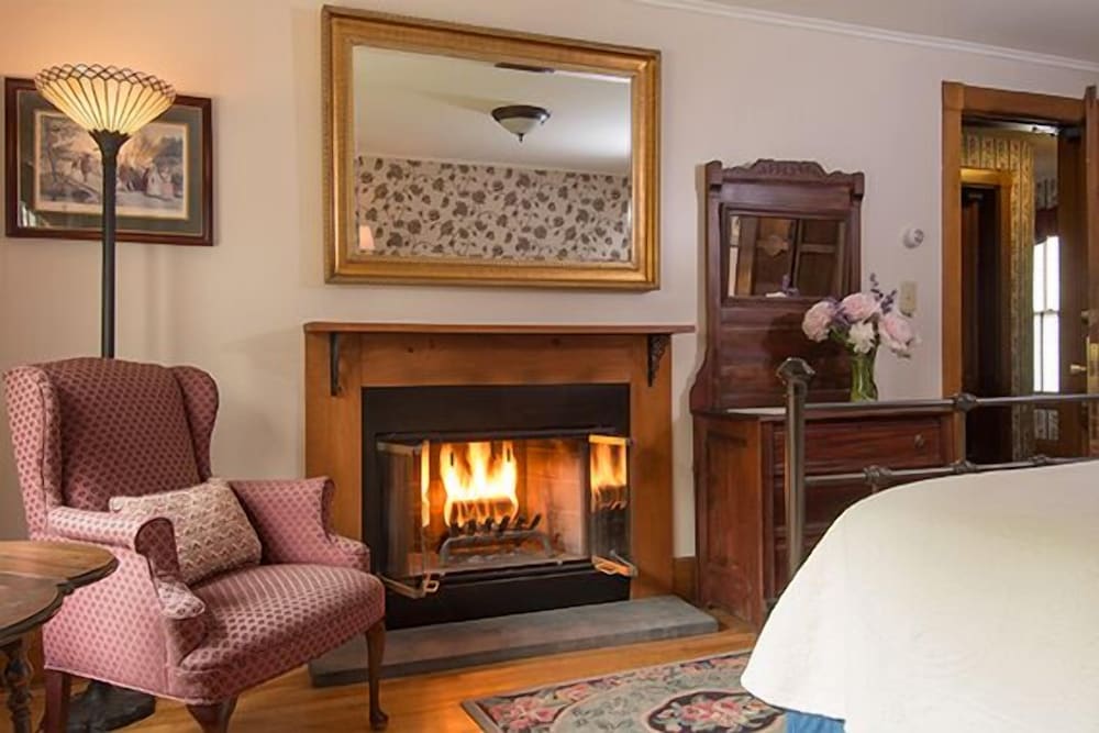 Inn at Ellis River - photo 37