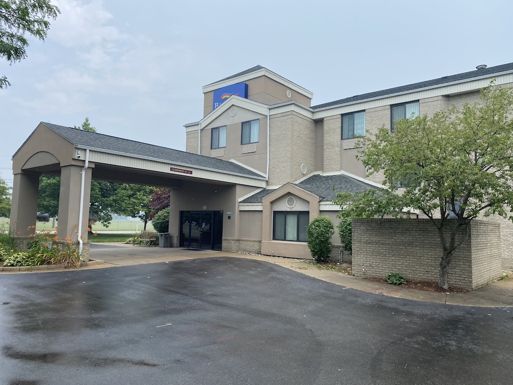 Baymont by Wyndham Flat Rock - photo 31