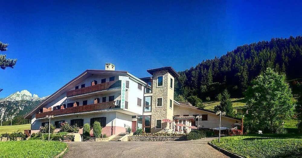 Hotel Sorgente Borno — hotel in Borno