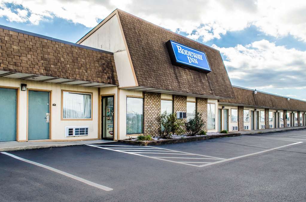 Rodeway Inn Shippensburg - photo 3