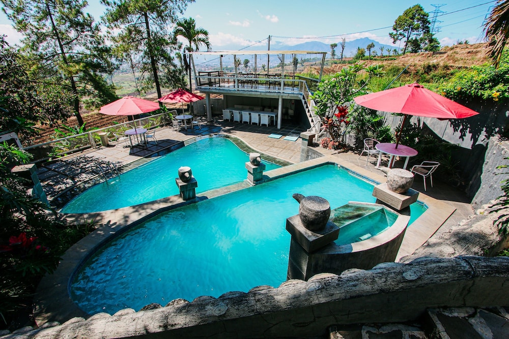 Bukit Alamanda Resort & Resto in Garut, Indonesia