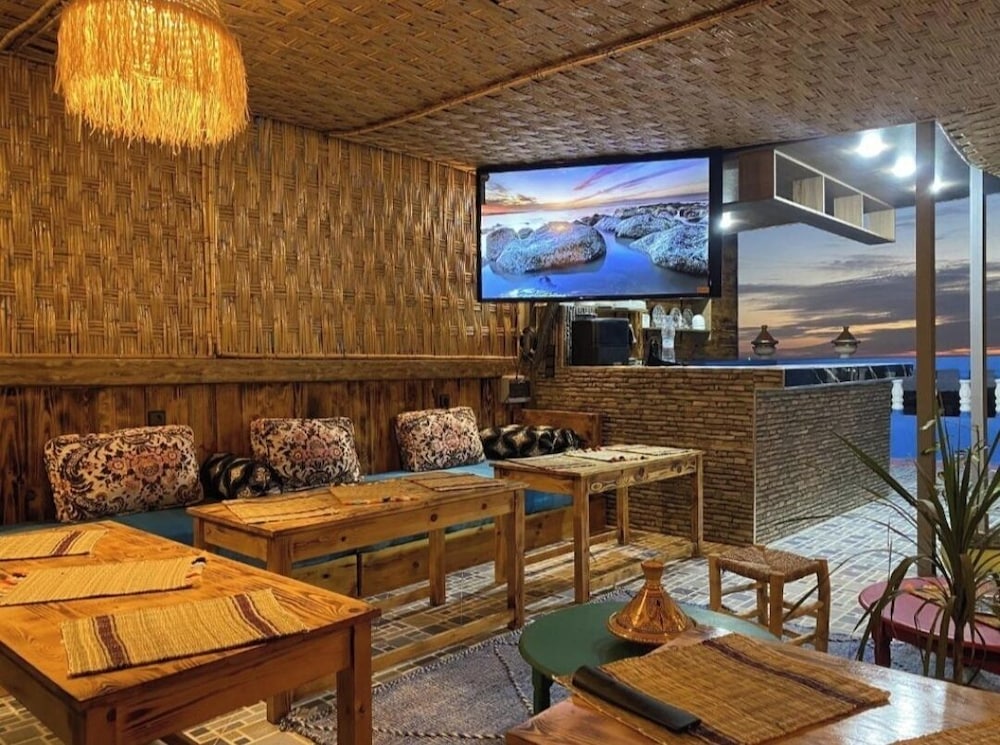 hostel SmiGle — 4-Star Luxury Hotel in Aourir, Morocco