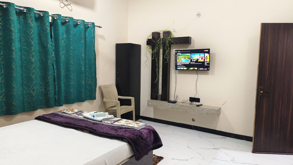 4S Hotel - carbon neutral hotel in Ashta
