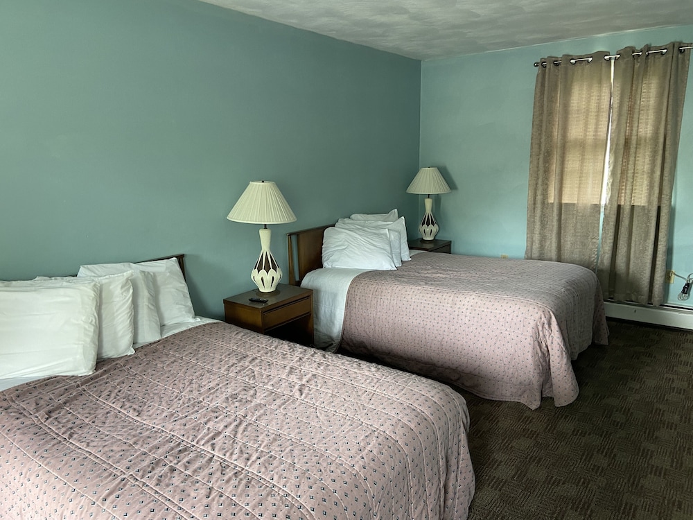 Laurelwood Inn and Steakhouse — hotel in Coudersport