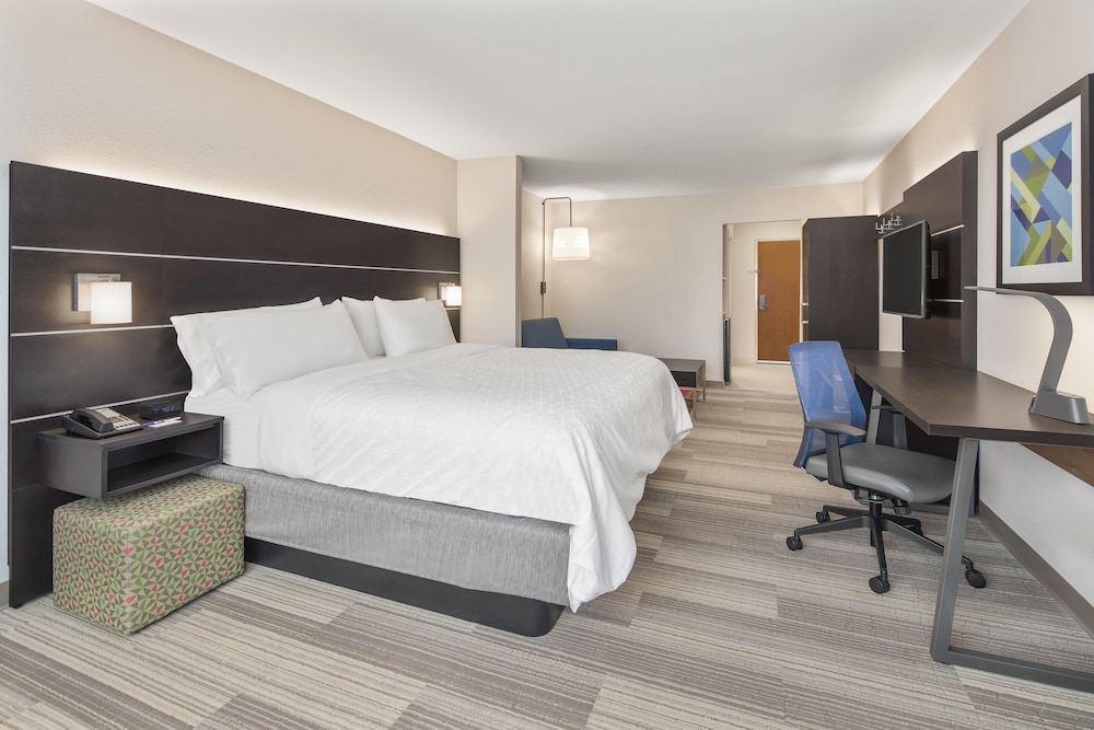 Holiday Inn Express & Suites Hardeeville Hilton Head by IHG - photo 12