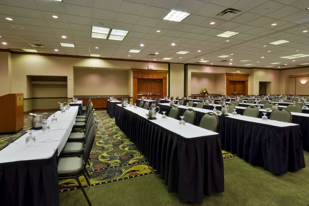 Embassy Suites by Hilton Lexington UK Coldstream - photo 56