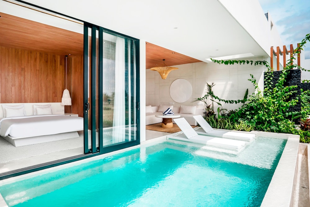 Green Flow Villa 1 — 4-Star Luxury Hotel in Ubud, Indonesia