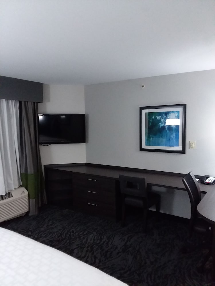 Candlewood Suites Knoxville Airport Alcoa by IHG - photo 20