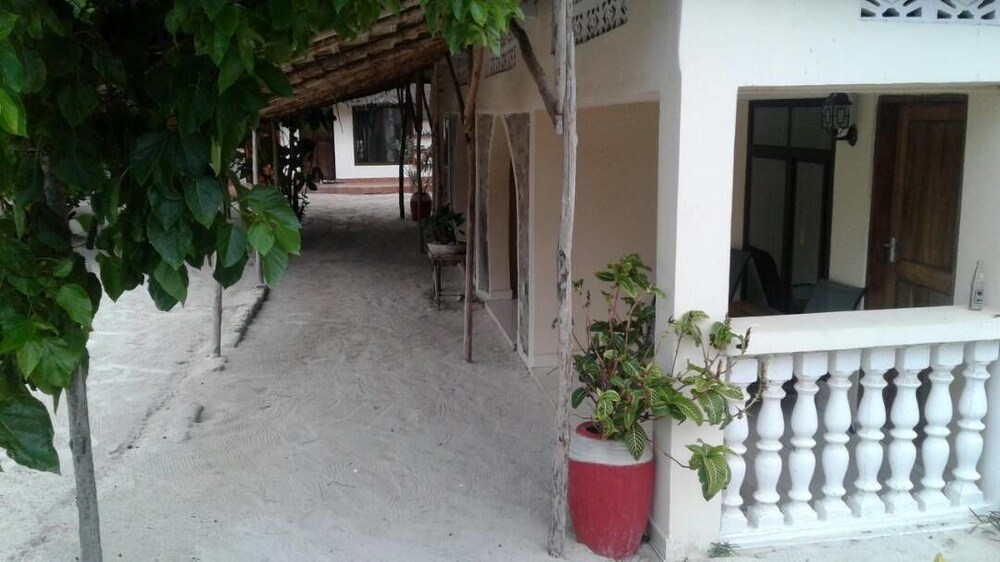 Changu Beach Resort - last minute hotel in Zanzibar