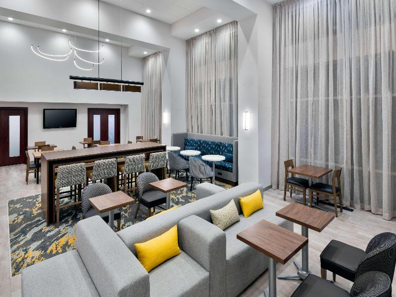 Hampton Inn & Suites Cleveland Beachwood - photo 11