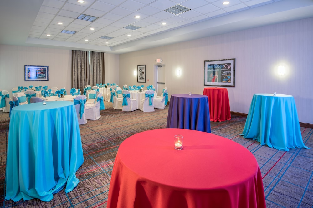Crowne Plaza Memphis Downtown by IHG - photo 51