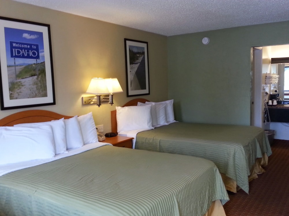 Motel West - photo 10