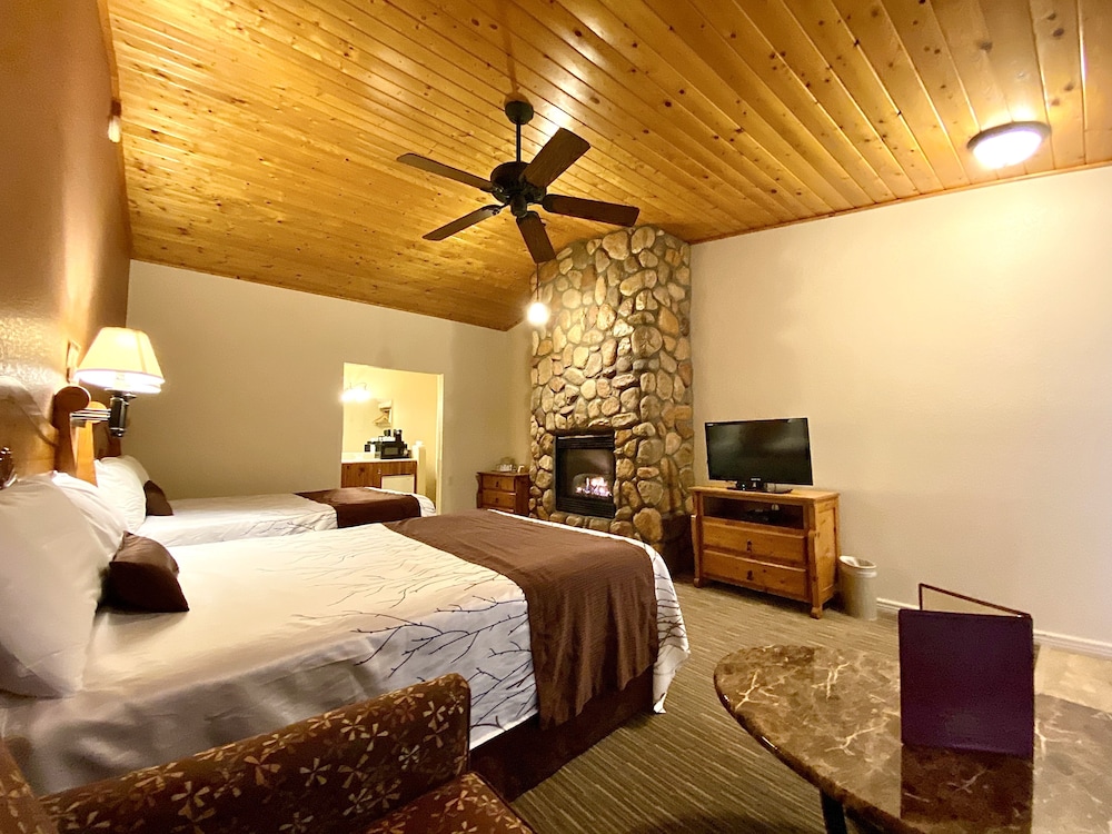 Majestic Mountain Inn - photo 17